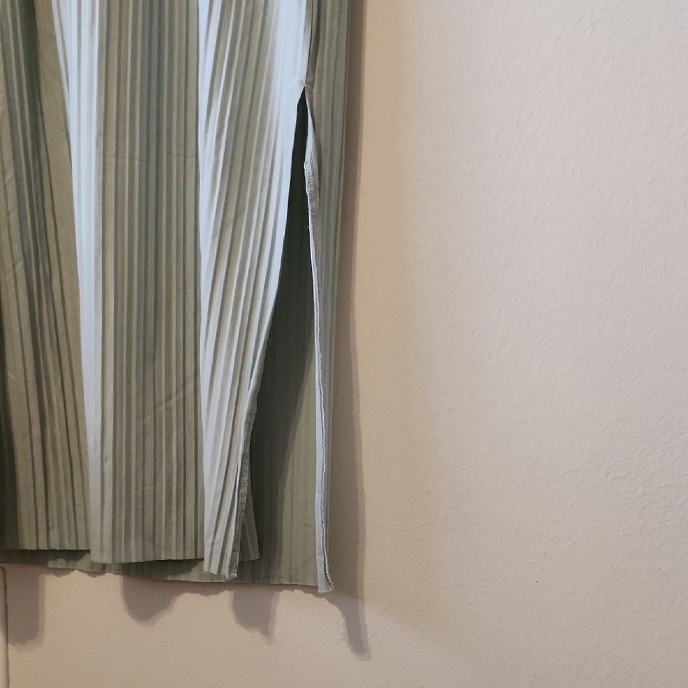 a new day - Sage Green Sleeveless Maxi Dress - M - Picture 3 of 4